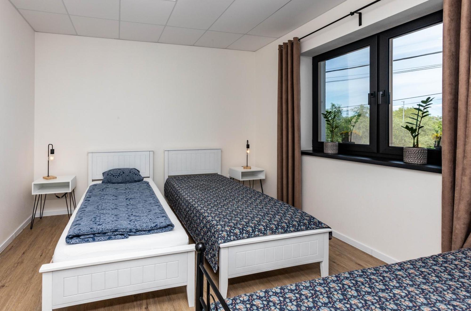 Sunny Apartment With Free Parking Zvolen Exteriör bild